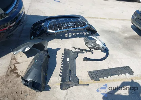 2024 Audi Q3 Premium 45 Tfsi S Line Quattro Tiptronic z USA, uszkodzony, nr VIN WA1DECF38R1088710